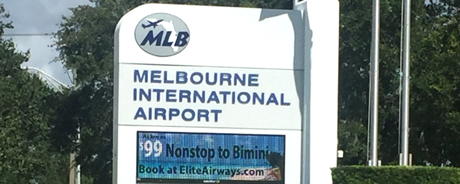 Melbourne Airport Continuing 2
